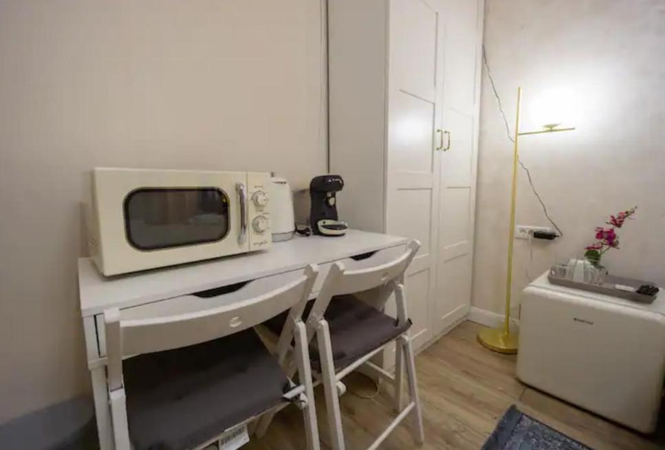Hidden Gem In The Old Apartament *